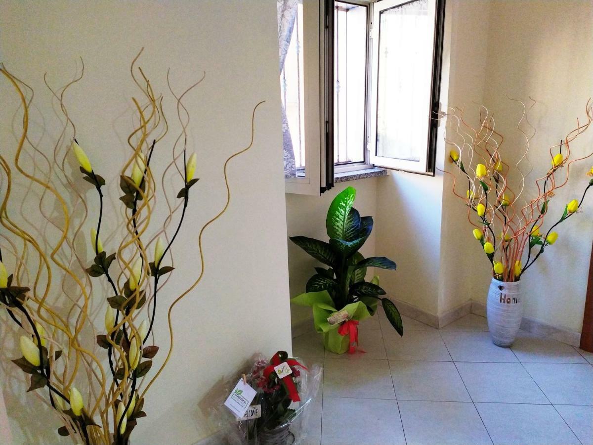 Casa Vacanza The Sisters House ปอมเปอี ภายนอก รูปภาพ