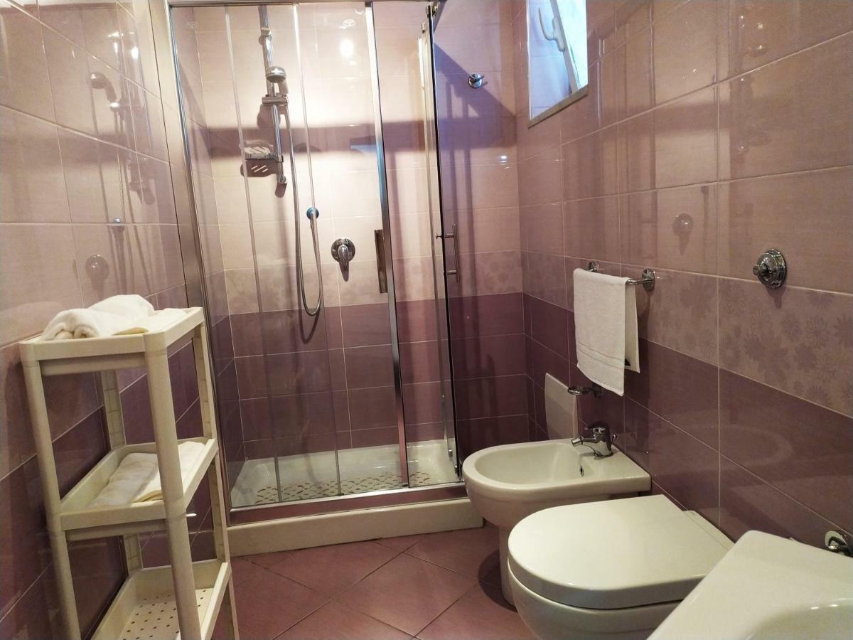 Casa Vacanza The Sisters House ปอมเปอี ภายนอก รูปภาพ